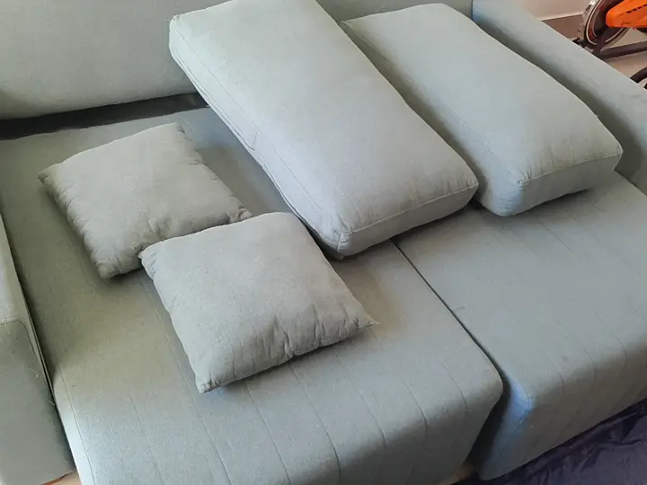 Limpeza de sofá a seco, antes: Setor Serrinha